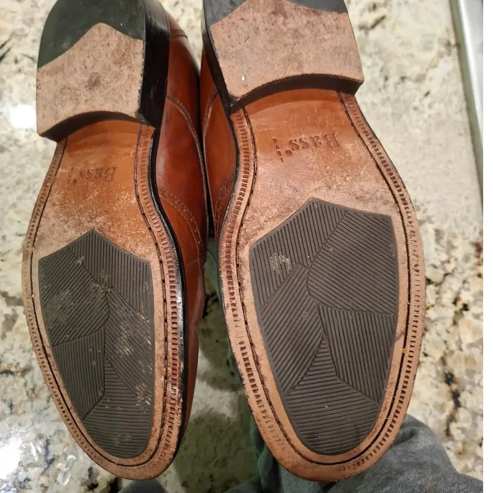 BASS Smoggie 9M Brown Leather Laceup Casual 0506 Dress